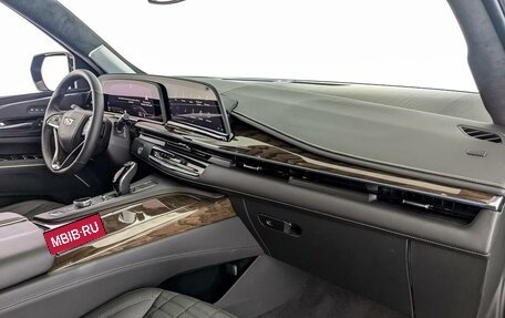 Cadillac Escalade V, 2023 год, 17 700 000 рублей, 9 фотография