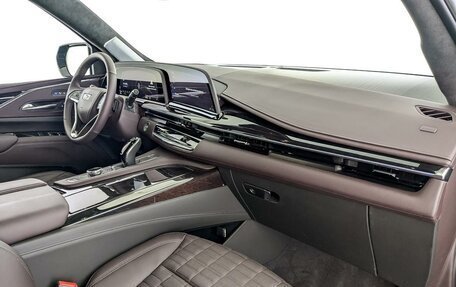 Cadillac Escalade V, 2023 год, 17 900 000 рублей, 9 фотография