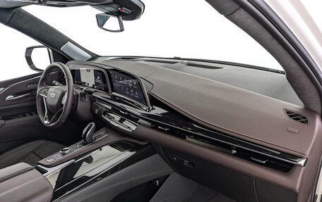 Cadillac Escalade V, 2024 год, 18 132 000 рублей, 9 фотография