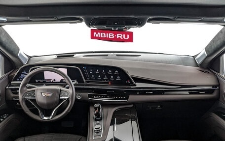 Cadillac Escalade V, 2024 год, 18 132 000 рублей, 10 фотография