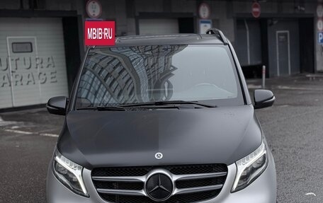 Mercedes-Benz V-Класс, 2022 год, 7 500 000 рублей, 1 фотография