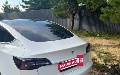 Tesla Model 3 I, 2020 год, 2 650 000 рублей, 3 фотография