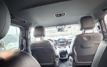 Mercedes-Benz V-Класс, 2022 год, 7 500 000 рублей, 16 фотография
