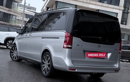 Mercedes-Benz V-Класс, 2022 год, 7 500 000 рублей, 30 фотография