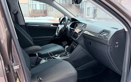 Volkswagen Tiguan II, 2019 год, 2 550 000 рублей, 14 фотография