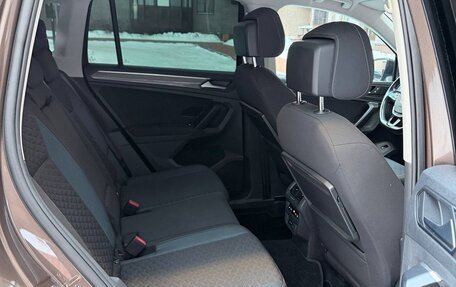 Volkswagen Tiguan II, 2019 год, 2 550 000 рублей, 17 фотография