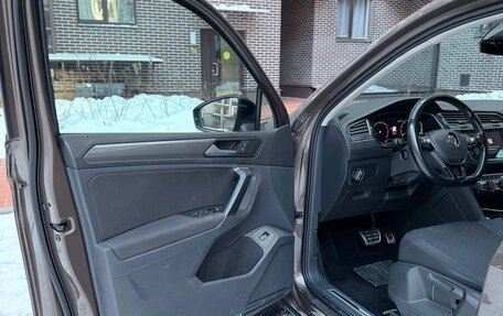 Volkswagen Tiguan II, 2019 год, 2 550 000 рублей, 15 фотография