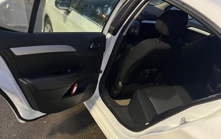 Citroen C4 II рестайлинг, 2017 год, 1 330 000 рублей, 7 фотография