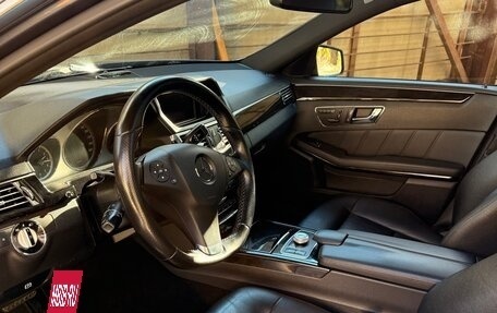 Mercedes-Benz E-Класс, 2010 год, 1 450 000 рублей, 3 фотография