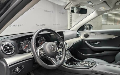 Mercedes-Benz E-Класс, 2020 год, 2 995 000 рублей, 8 фотография