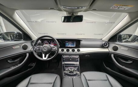 Mercedes-Benz E-Класс, 2020 год, 2 995 000 рублей, 13 фотография