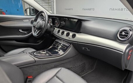 Mercedes-Benz E-Класс, 2020 год, 2 995 000 рублей, 12 фотография