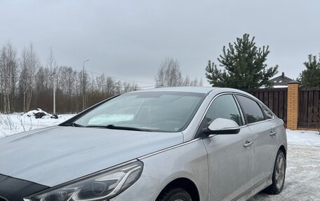 Hyundai Sonata VII, 2019 год, 900 000 рублей, 1 фотография