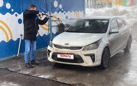 KIA Rio IV, 2018 год, 900 000 рублей, 1 фотография