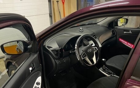 Hyundai Solaris II рестайлинг, 2012 год, 6 фотография