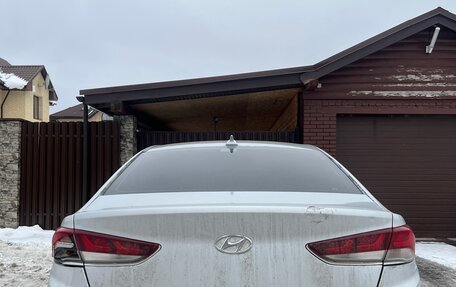 Hyundai Sonata VII, 2019 год, 900 000 рублей, 5 фотография