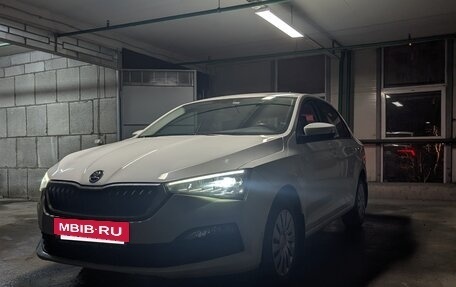 Skoda Rapid II, 2020 год, 1 850 000 рублей, 2 фотография