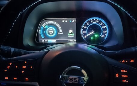 Nissan Leaf II, 2018 год, 1 400 000 рублей, 10 фотография