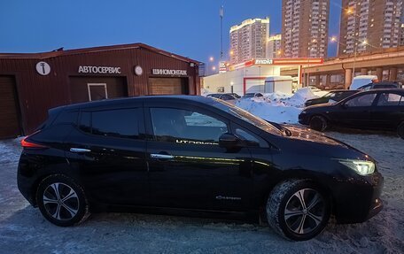 Nissan Leaf II, 2018 год, 1 400 000 рублей, 6 фотография