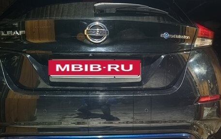 Nissan Leaf II, 2018 год, 1 400 000 рублей, 17 фотография