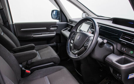 Honda Stepwgn IV, 2019 год, 2 320 000 рублей, 10 фотография