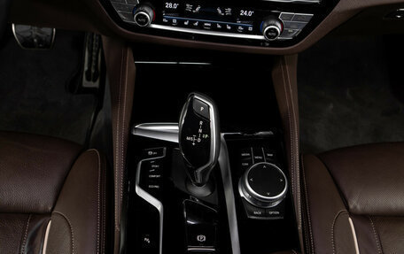 BMW 5 серия, 2021 год, 5 800 000 рублей, 14 фотография