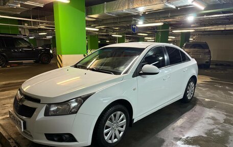 Chevrolet Cruze II, 2011 год, 950 000 рублей, 11 фотография
