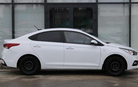 Hyundai Solaris II рестайлинг, 2019 год, 1 390 000 рублей, 3 фотография