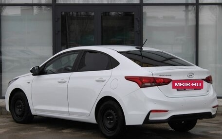 Hyundai Solaris II рестайлинг, 2019 год, 1 390 000 рублей, 4 фотография