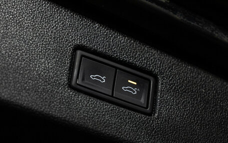 Volkswagen Tiguan II, 2018 год, 2 599 777 рублей, 21 фотография