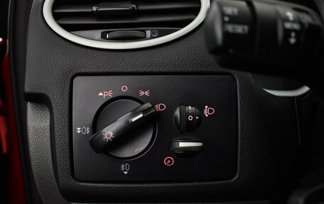 Ford Focus II рестайлинг, 2010 год, 590 000 рублей, 18 фотография