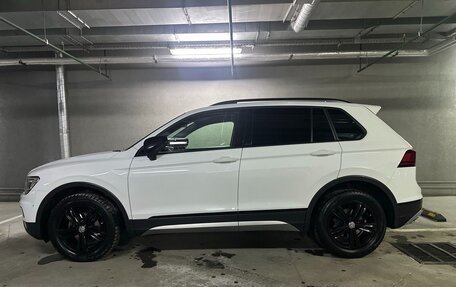 Volkswagen Tiguan II, 2018 год, 2 550 000 рублей, 1 фотография