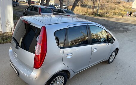 Mitsubishi Colt VI рестайлинг, 2003 год, 299 999 рублей, 1 фотография