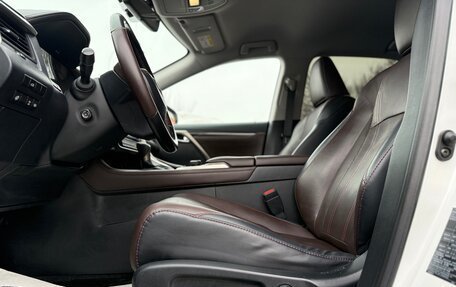 Lexus RX IV рестайлинг, 2018 год, 3 750 000 рублей, 14 фотография