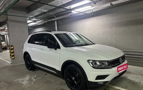 Volkswagen Tiguan II, 2018 год, 2 550 000 рублей, 6 фотография