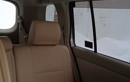 Toyota ISis I, 2010 год, 1 000 000 рублей, 3 фотография