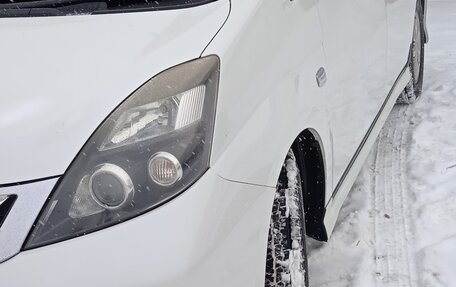 Toyota ISis I, 2010 год, 1 000 000 рублей, 14 фотография