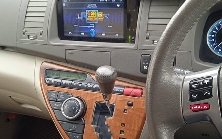 Toyota ISis I, 2010 год, 1 000 000 рублей, 9 фотография