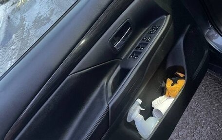 Mitsubishi Outlander III рестайлинг 3, 2017 год, 1 160 000 рублей, 20 фотография