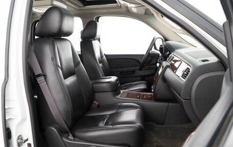 Chevrolet Tahoe III, 2013 год, 1 974 400 рублей, 9 фотография