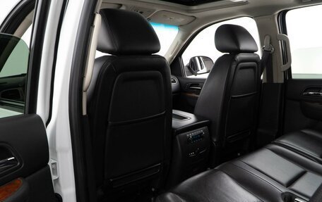 Chevrolet Tahoe III, 2013 год, 1 974 400 рублей, 12 фотография