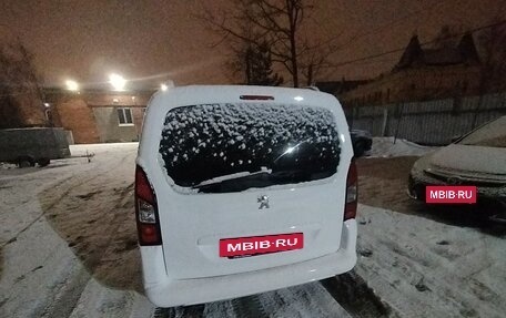 Peugeot Partner II рестайлинг 2, 2012 год, 565 000 рублей, 3 фотография