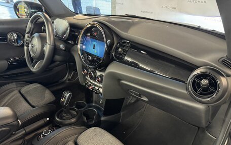 MINI Cabrio, 2021 год, 2 680 000 рублей, 18 фотография