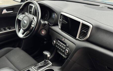 KIA Sportage IV рестайлинг, 2019 год, 1 880 000 рублей, 12 фотография