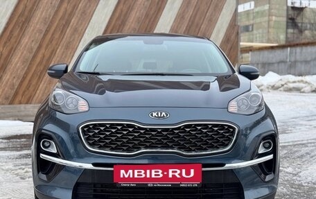 KIA Sportage IV рестайлинг, 2019 год, 1 880 000 рублей, 2 фотография