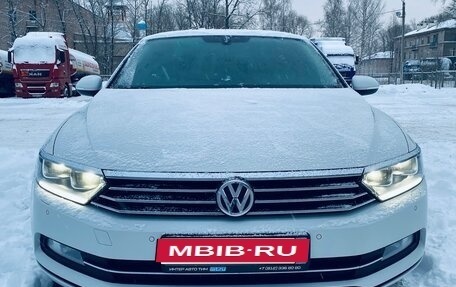 Volkswagen Passat B8 рестайлинг, 2019 год, 1 890 000 рублей, 1 фотография