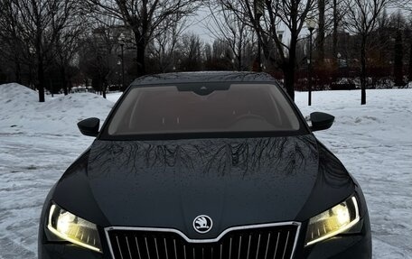 Skoda Superb III рестайлинг, 2017 год, 2 490 000 рублей, 15 фотография