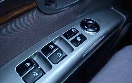 Hyundai Santa Fe III рестайлинг, 2010 год, 1 090 000 рублей, 18 фотография