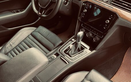 Volkswagen Passat B8 рестайлинг, 2019 год, 1 890 000 рублей, 15 фотография