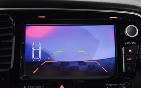 Mitsubishi Outlander III рестайлинг 3, 2016 год, 1 780 000 рублей, 15 фотография